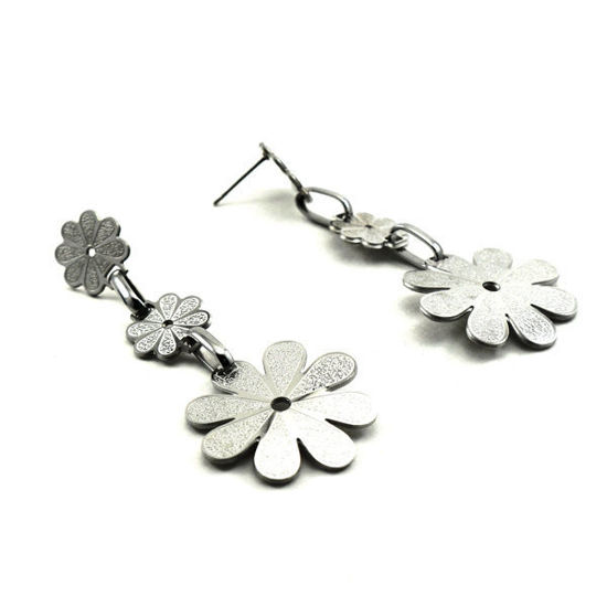 Picture of Flower Dangling Earrings Stainless Steel